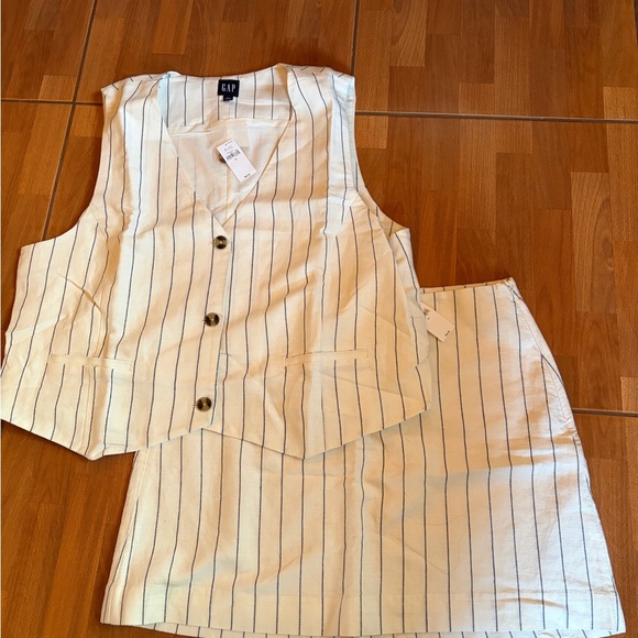 GAP Other - GAP Cream and Black Striped Vest